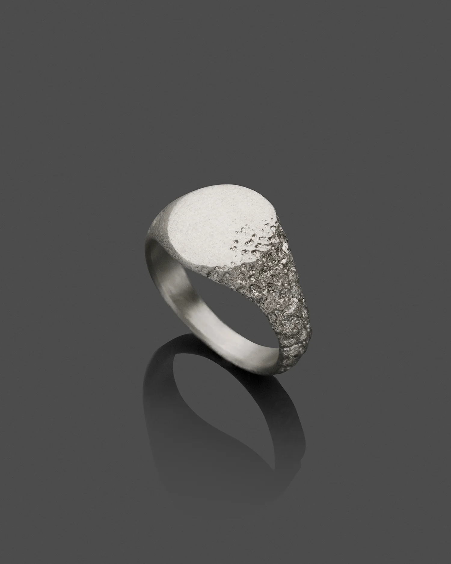 [ RINGS ]